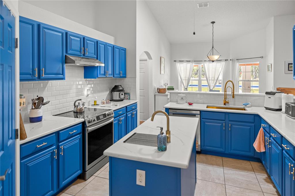 8490 Southeast 110th Street Road Belleview, FL 34420 - Photo 15 of 62