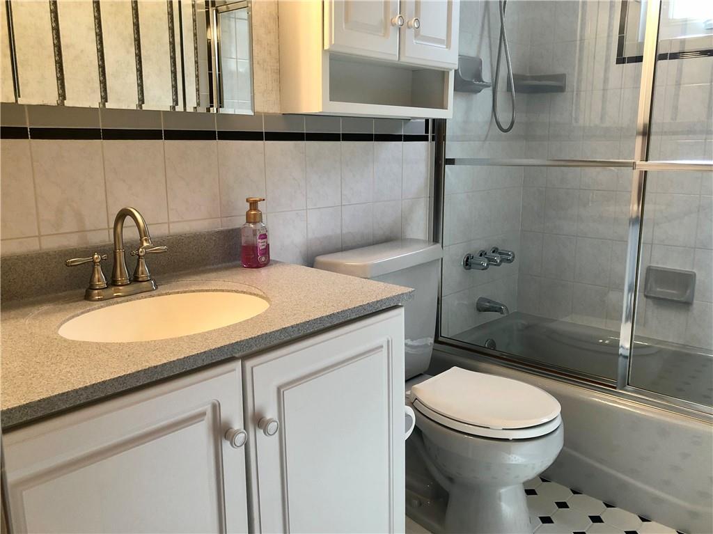 878 Middle Road Pittsburgh, PA 15234 - Photo 14 of 23 Gallery Image 14