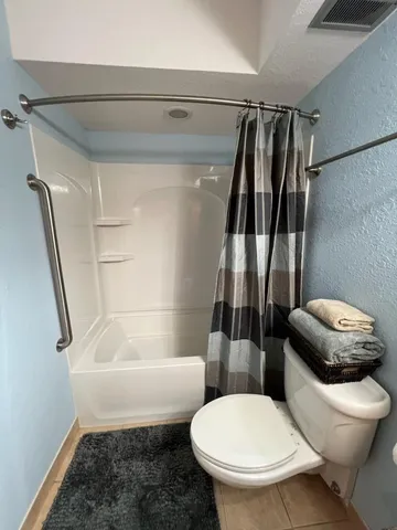 $379,900 | 333 North Lake Road, Unit 507, Oconomowoc, WI 53066