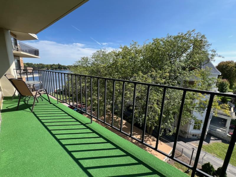 333 North Lake Road, Unit 507 Oconomowoc, WI 53066 - Photo 39 of 60 IMG_1467