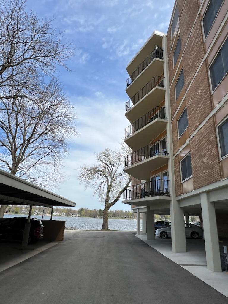 333 North Lake Road, Unit 507 Oconomowoc, WI 53066 - Photo 49 of 60 IMG_6194