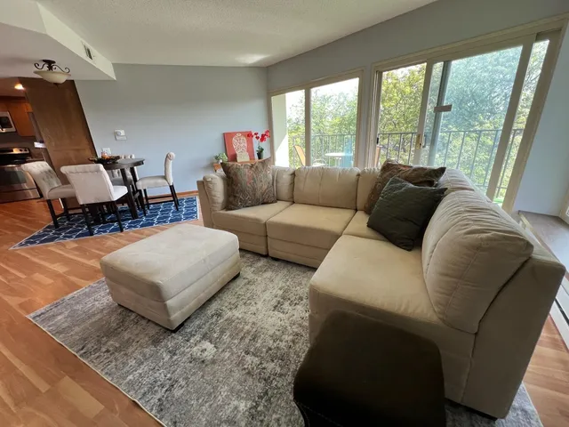 $379,900 | 333 North Lake Road, Unit 507, Oconomowoc, WI 53066