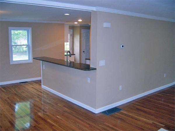 8 English Road Holbrook, MA 02343 - Photo 7 of 16
