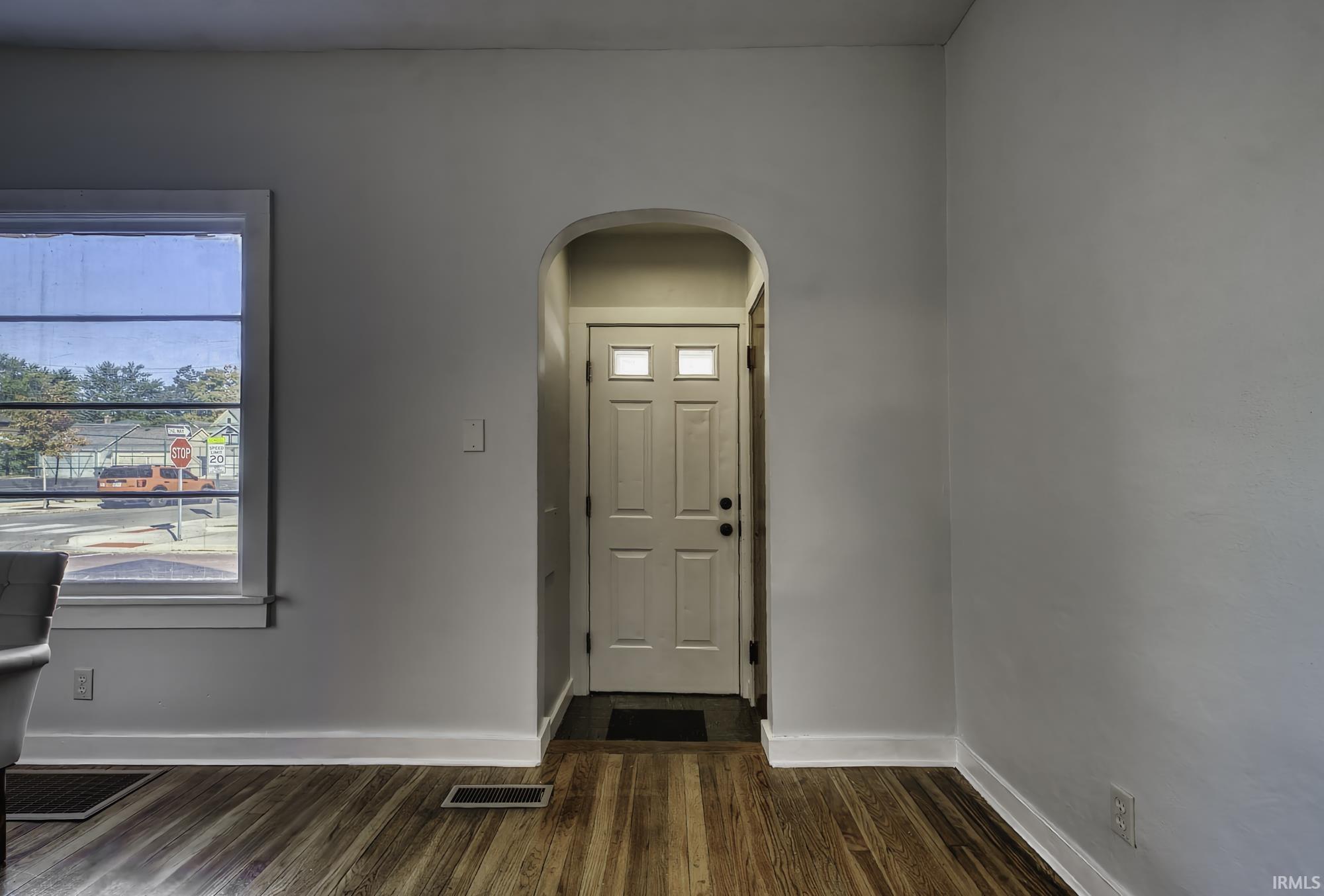 919 Wilt Street Fort Wayne, IN 46802 - Photo 6 of 27