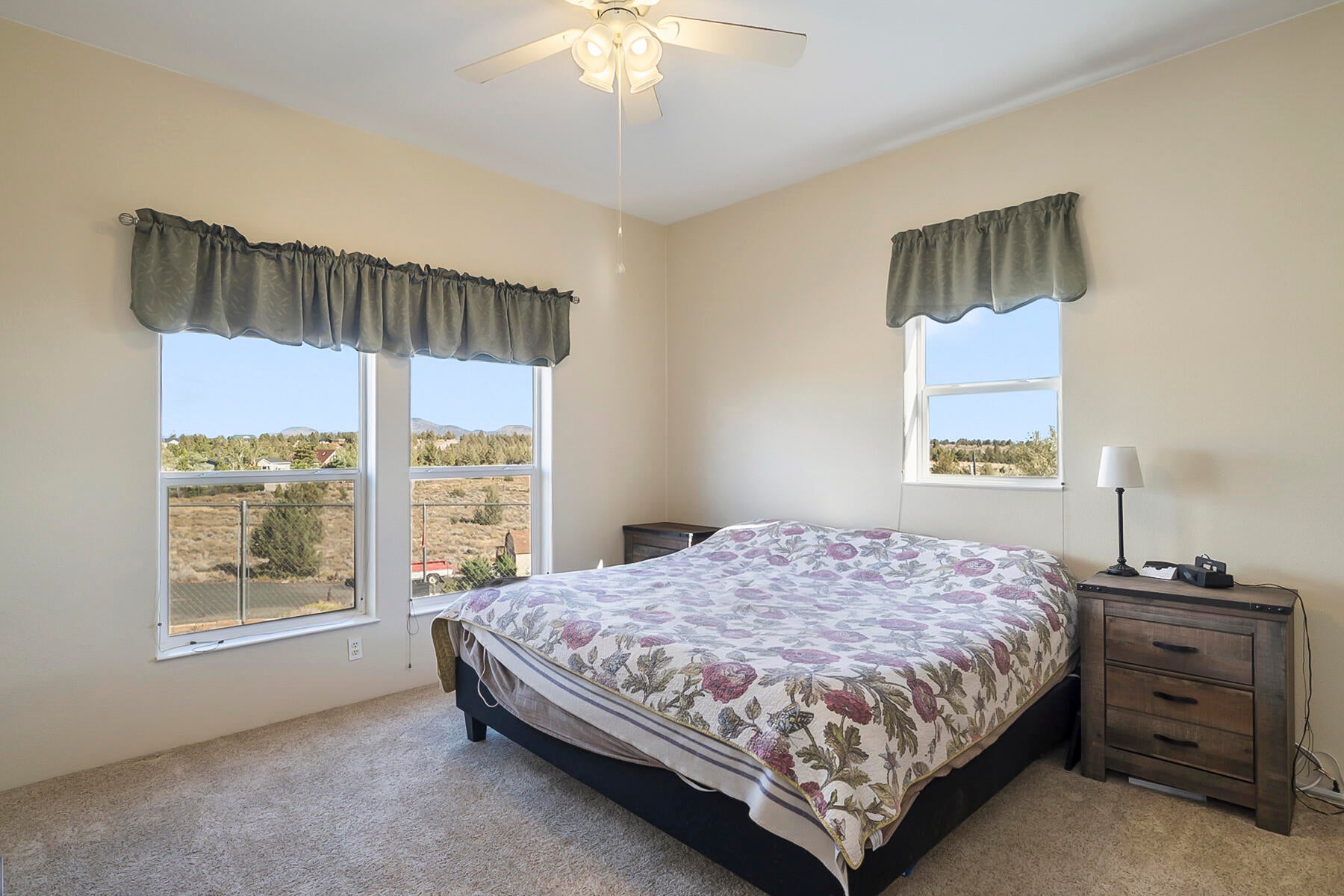 8032 Southwest Sand Ridge Road Terrebonne, OR 97760 - Photo 19 of 42 Primary Bedroom