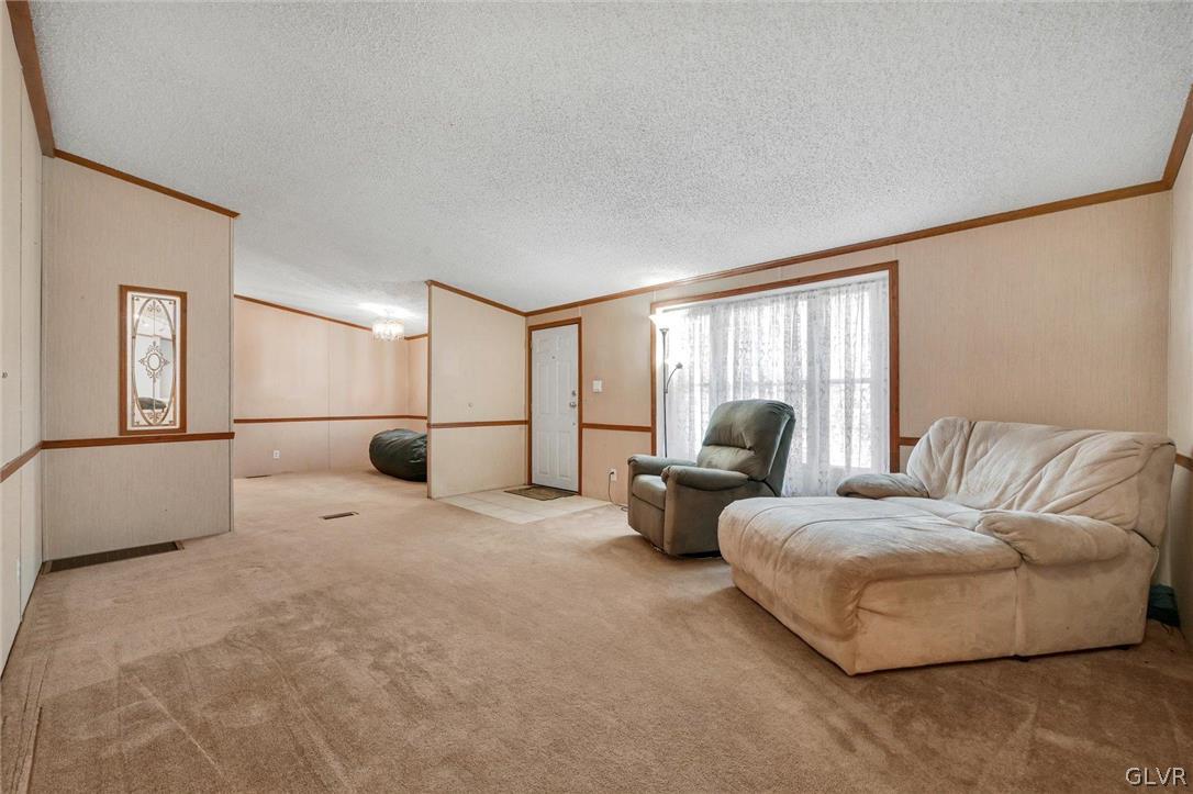 25 Evergreen Road Lehighton, PA 18235 - Photo 8 of 38 Gallery Image 8