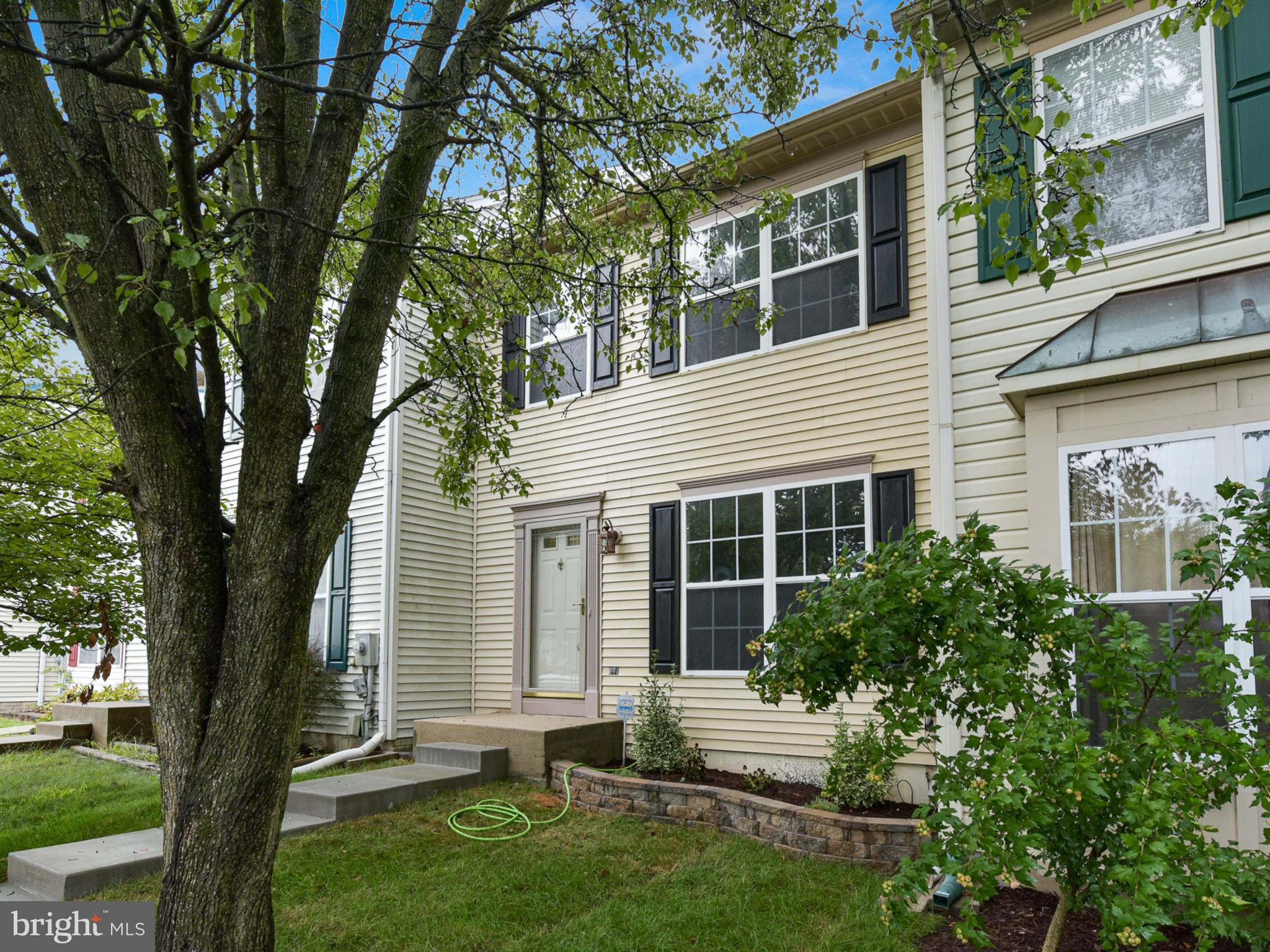 9263 Ridgefield Circle Frederick, MD 21701 - Photo 3 of 54 Gallery Image 3