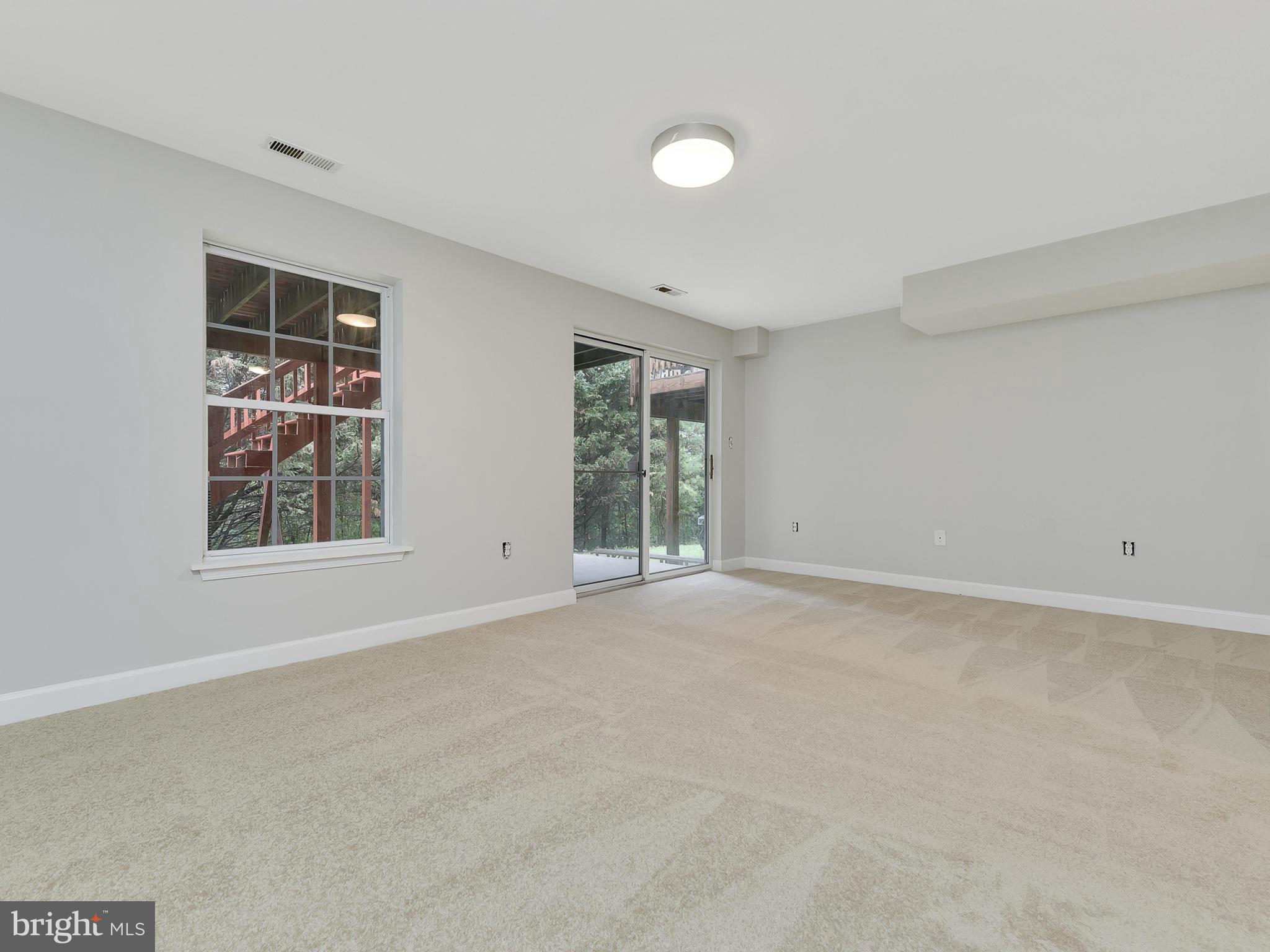 9263 Ridgefield Circle Frederick, MD 21701 - Photo 30 of 54 Gallery Image 30