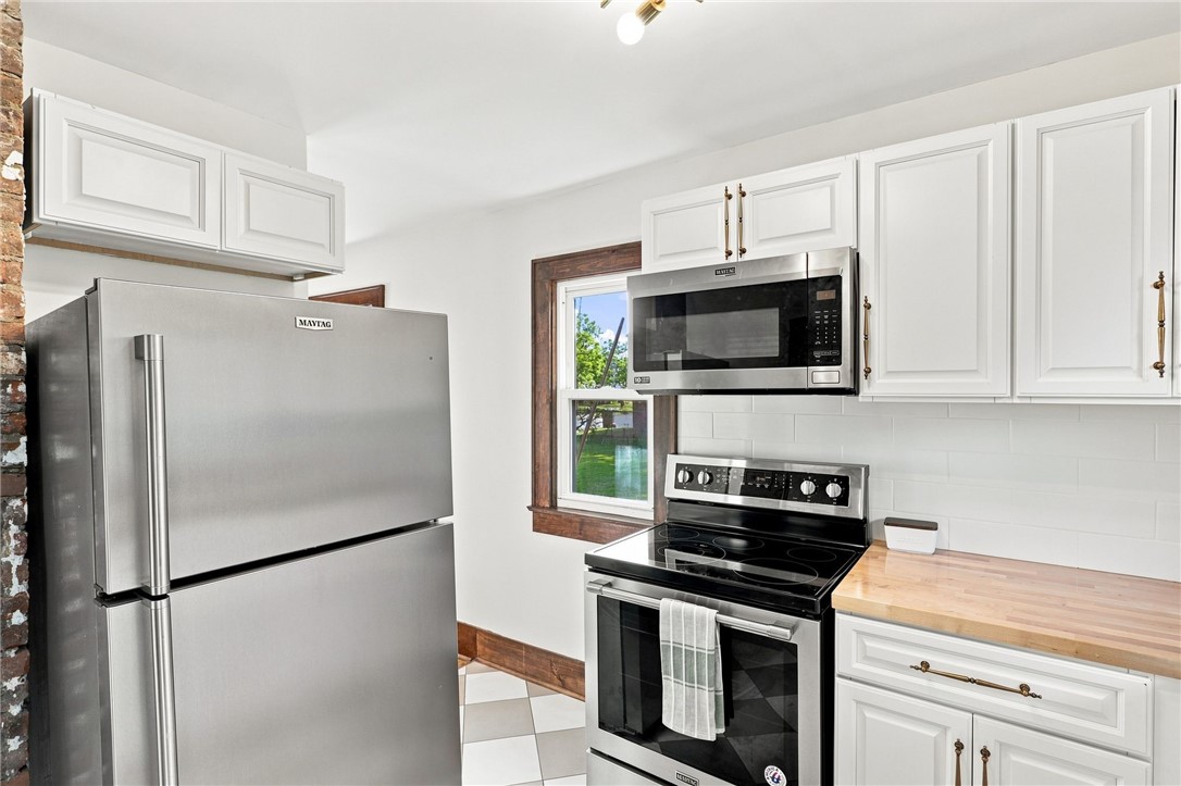 56 Northlane Drive Rochester, NY 14621 - Photo 13 of 33 Gallery Image 13