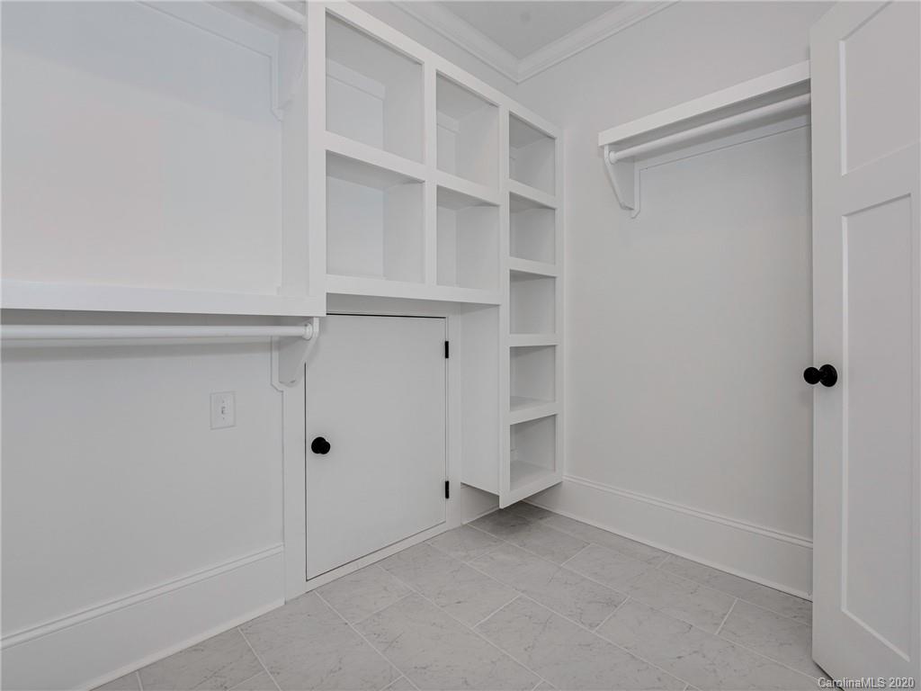 1810 Berryhill Road Charlotte, NC 28208 - Photo 30 of 33 Gallery Image 30