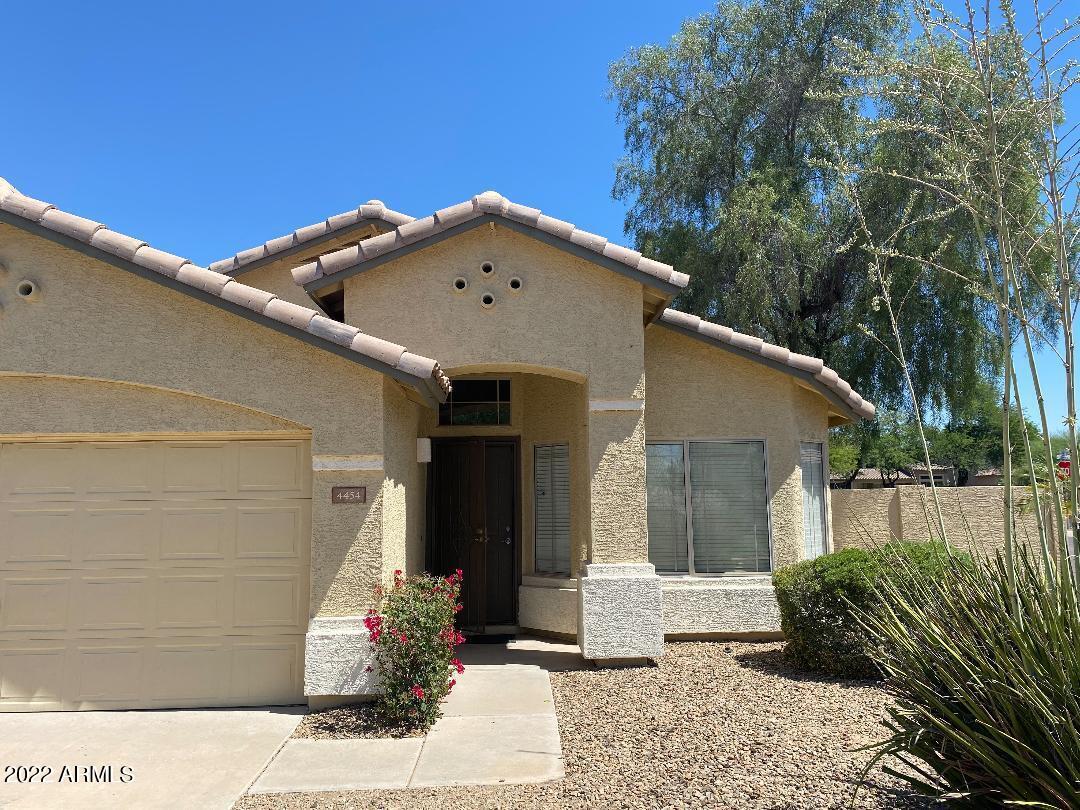 4454 East Rowel Road Phoenix, AZ 85050 - Photo 4 of 10 4454 E. Rowel Rd