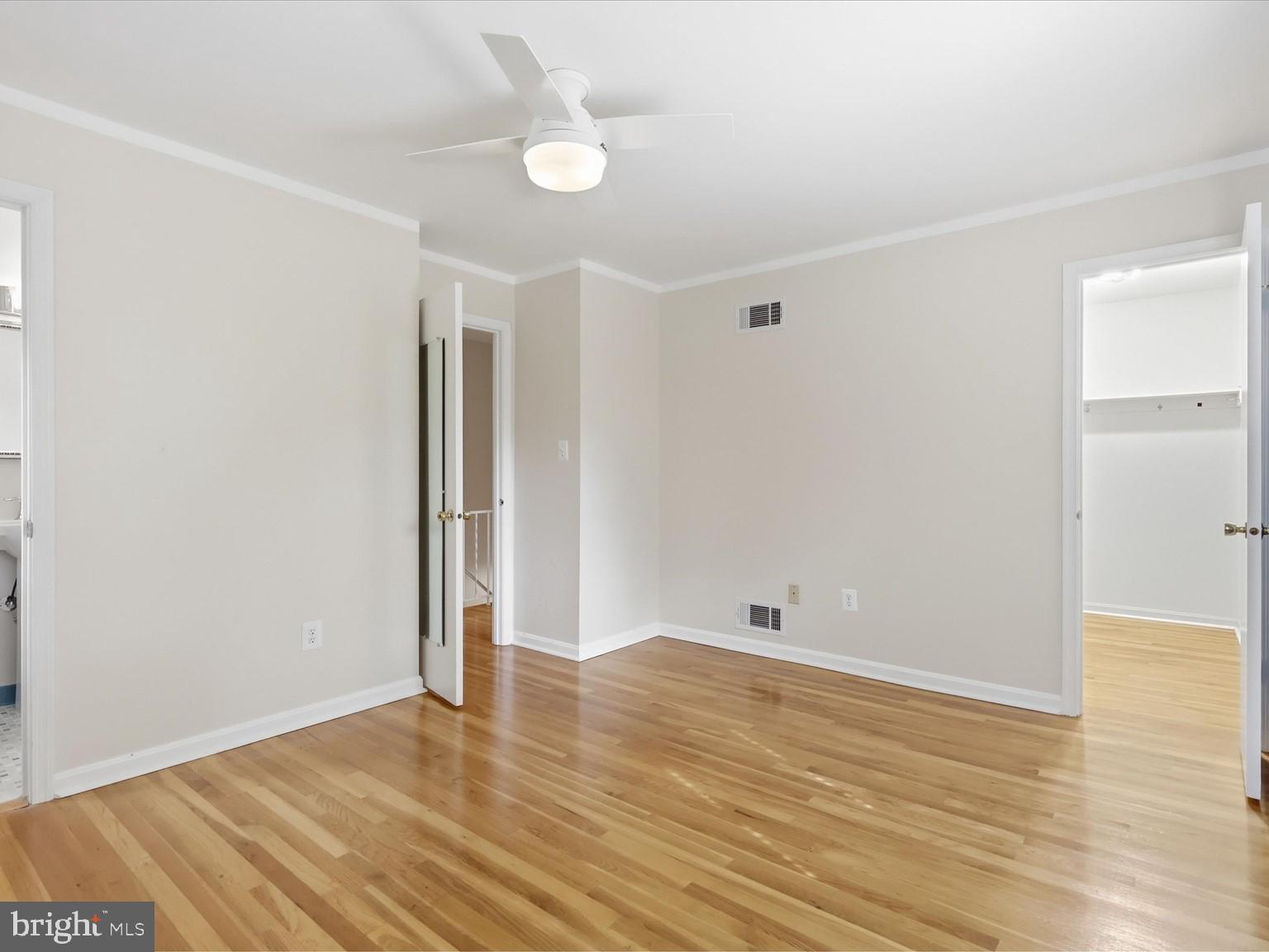 6800 Sydenstricker Road Springfield, VA 22153 - Photo 27 of 51 Bright, Airy, and Beautiful
