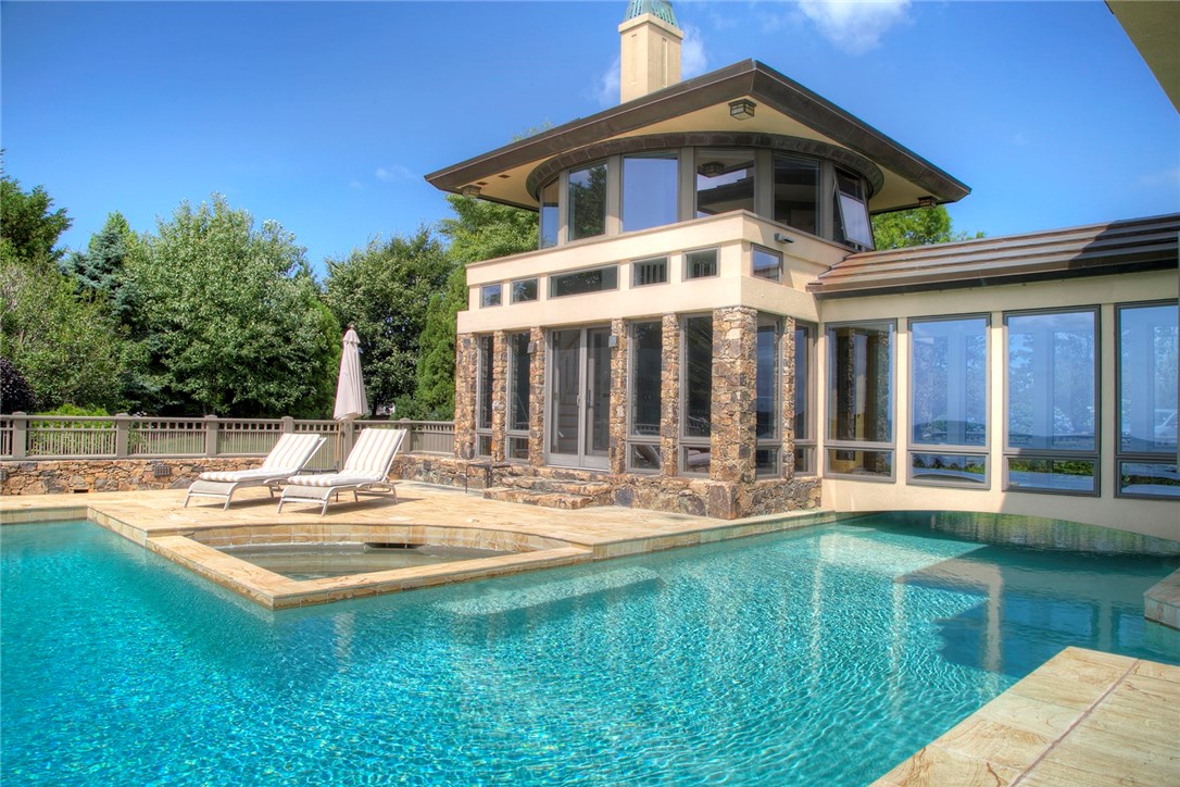 20 Ocean Heights Road Newport, RI 02840 - Photo 5 of 32