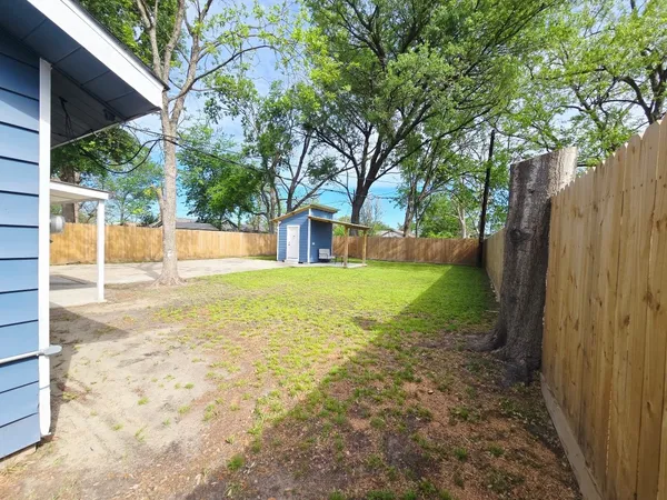 $1,500 | 709 Befaye Road, Houston, TX 77076