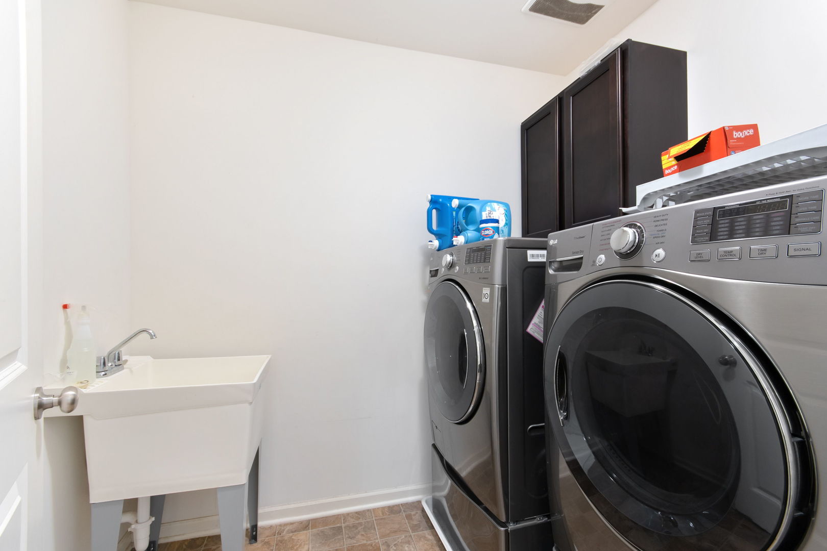 1 Pond Court Bolingbrook, IL 60490 - Photo 7 of 10