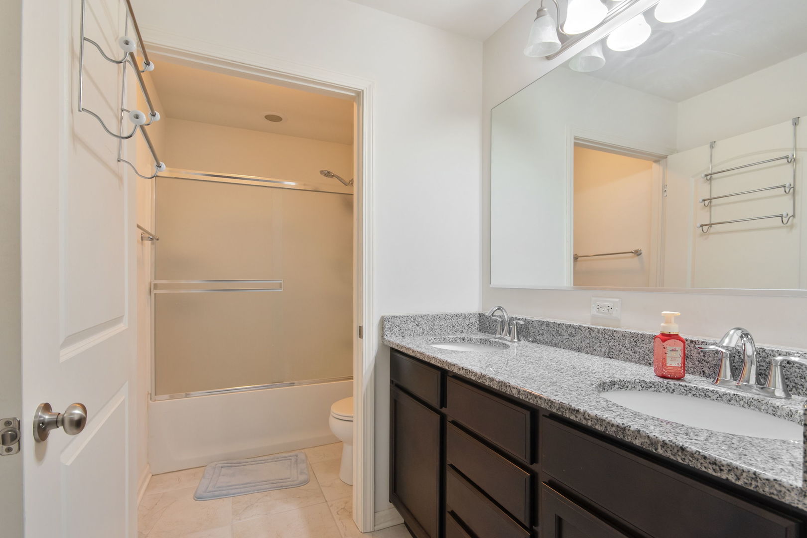 1 Pond Court Bolingbrook, IL 60490 - Photo 9 of 10