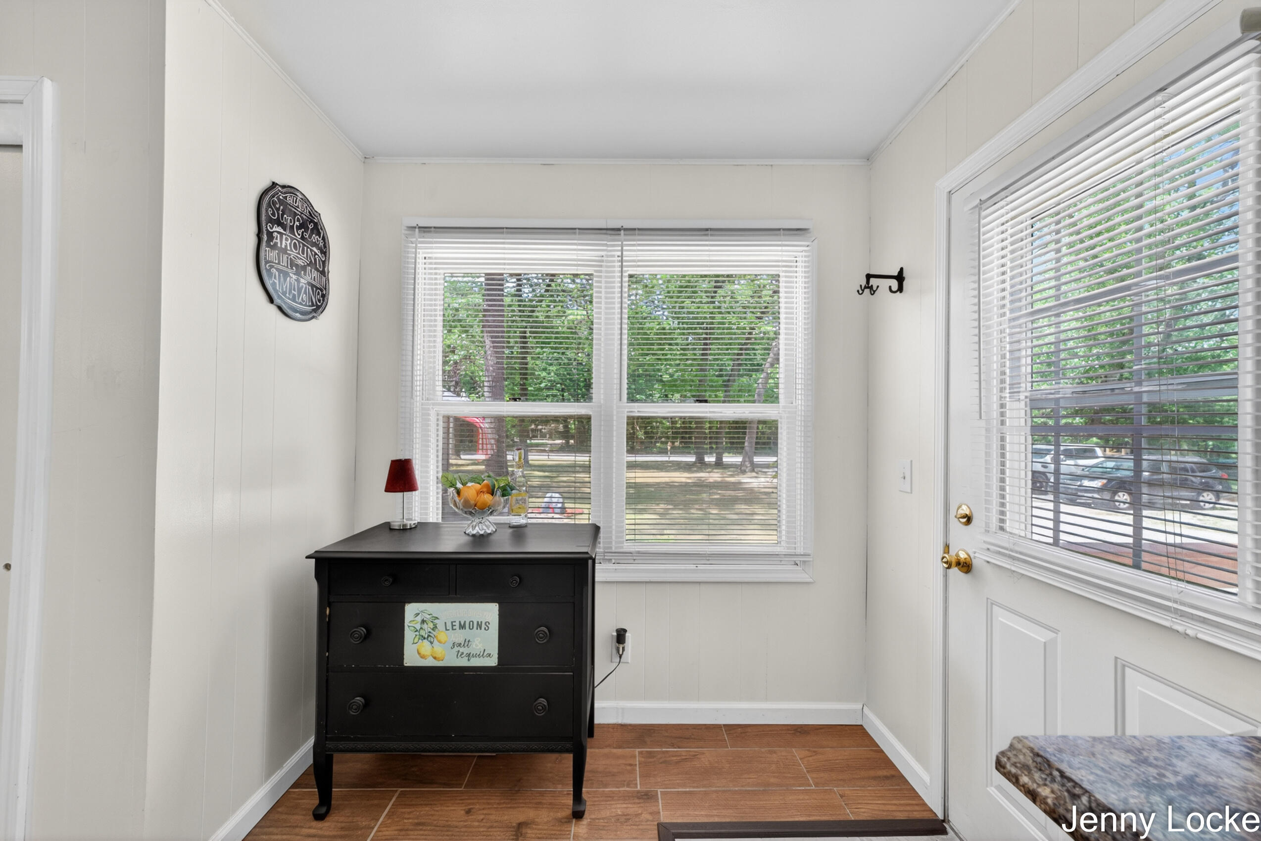 588 North Mill Iron Road Muskegon, MI 49442 - Photo 8 of 43 588 N Mill Iron Rd (27 of 51)