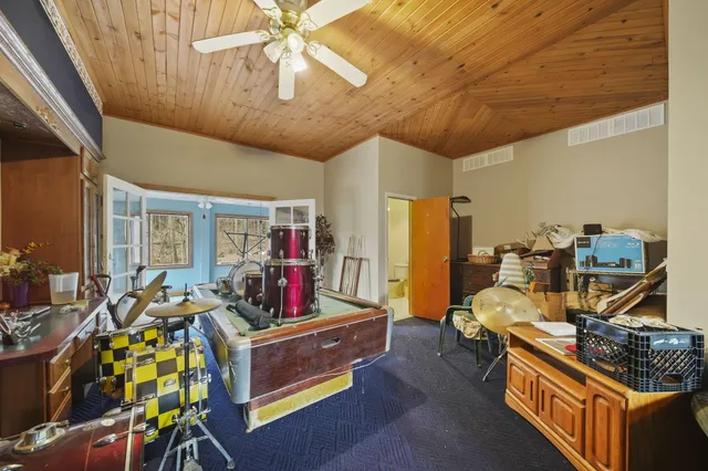 $549,900 | 270 Wood Hills Drive, Concord, MI 49237