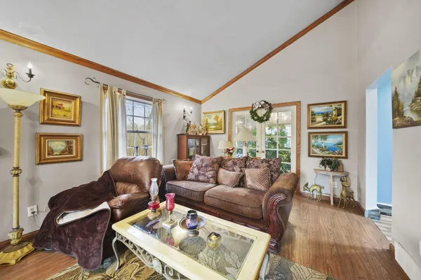 $549,900 | 270 Wood Hills Drive, Concord, MI 49237
