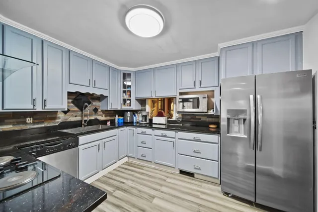 $549,900 | 270 Wood Hills Drive, Concord, MI 49237