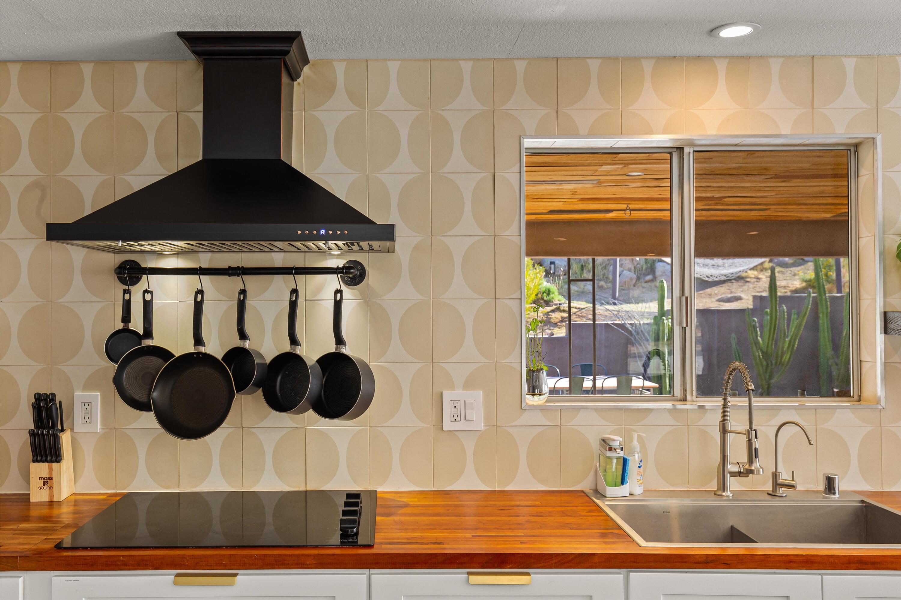 57113 Farrelo Road Yucca Valley, CA 92284 - Photo 13 of 46 a bathroom with a sink and a window