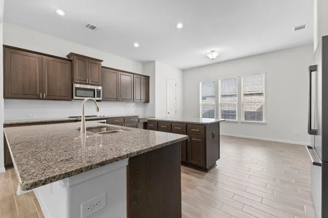 $2,645 | 104 Scenic Hills Circle, Georgetown, TX 78628