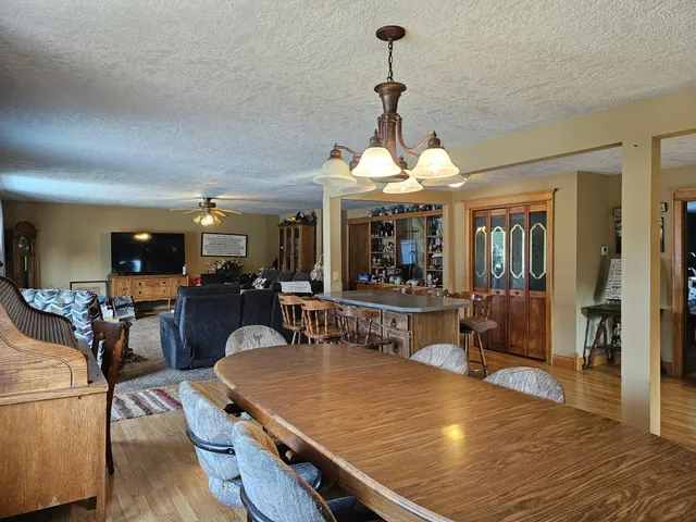 $949,000 | 200 Spring View Drive, Edgerton, MN 56128