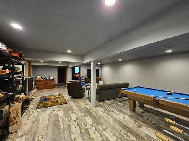 $949,000 | 200 Spring View Drive, Edgerton, MN 56128