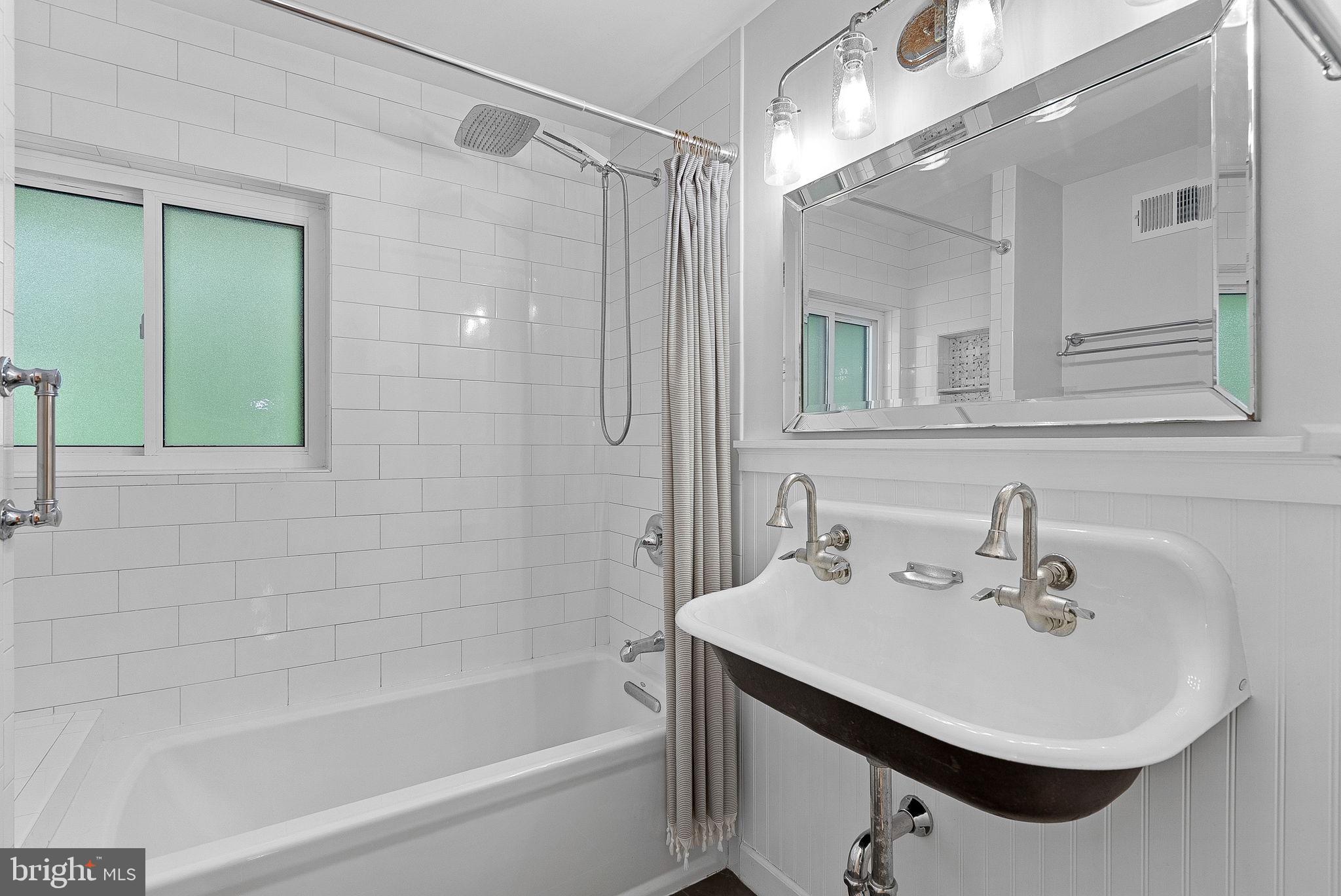 11986 Barrel Cooper Court Reston, VA 20191 - Photo 31 of 45