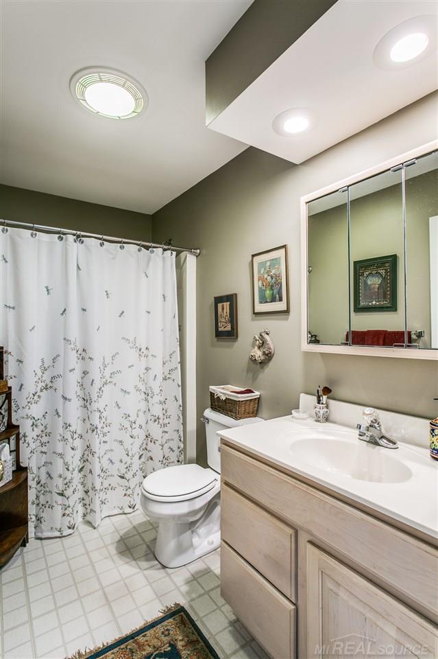 2553 Lakeshore Road Applegate, MI 48401 - Photo 25 of 39