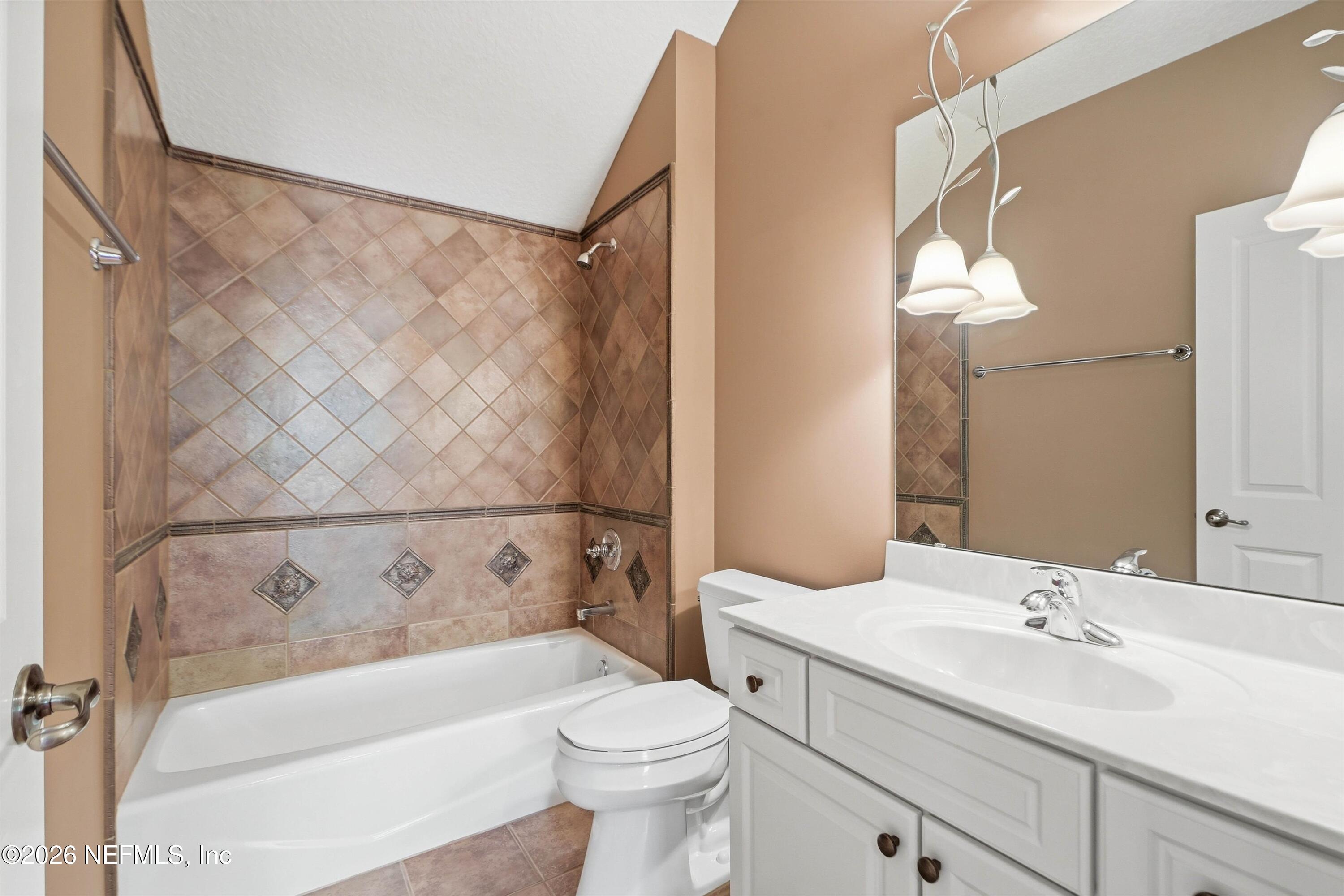 560 Sebastian Square St. Augustine, FL 32095 - Photo 44 of 74 Upstairs Full Bath