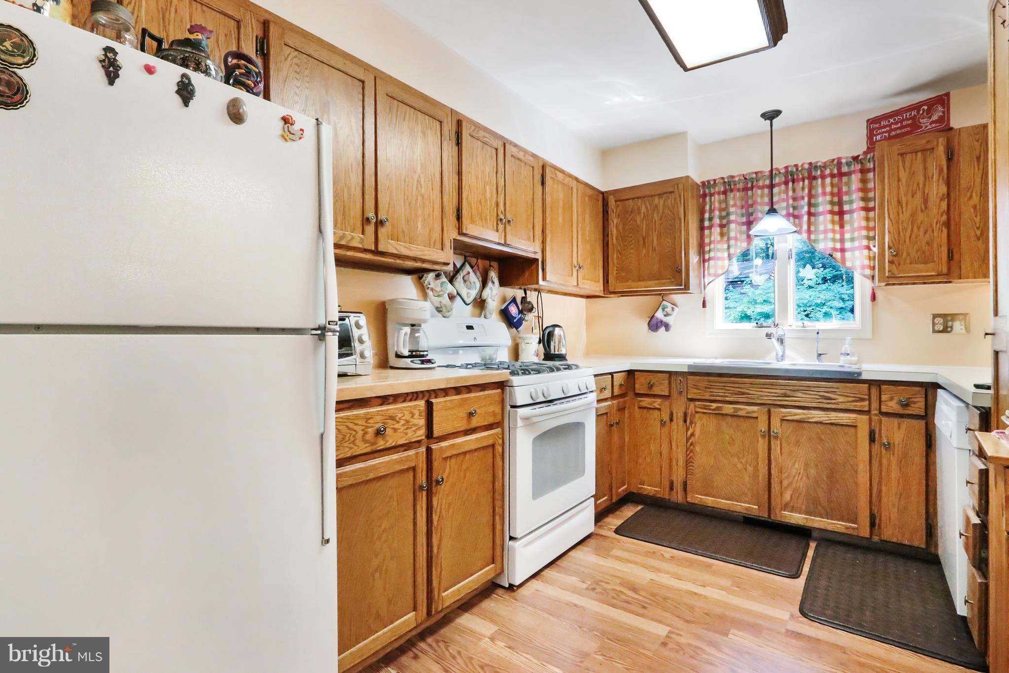 415 Springfield Road Shippensburg, PA 17257 - Photo 13 of 27 Kitchen