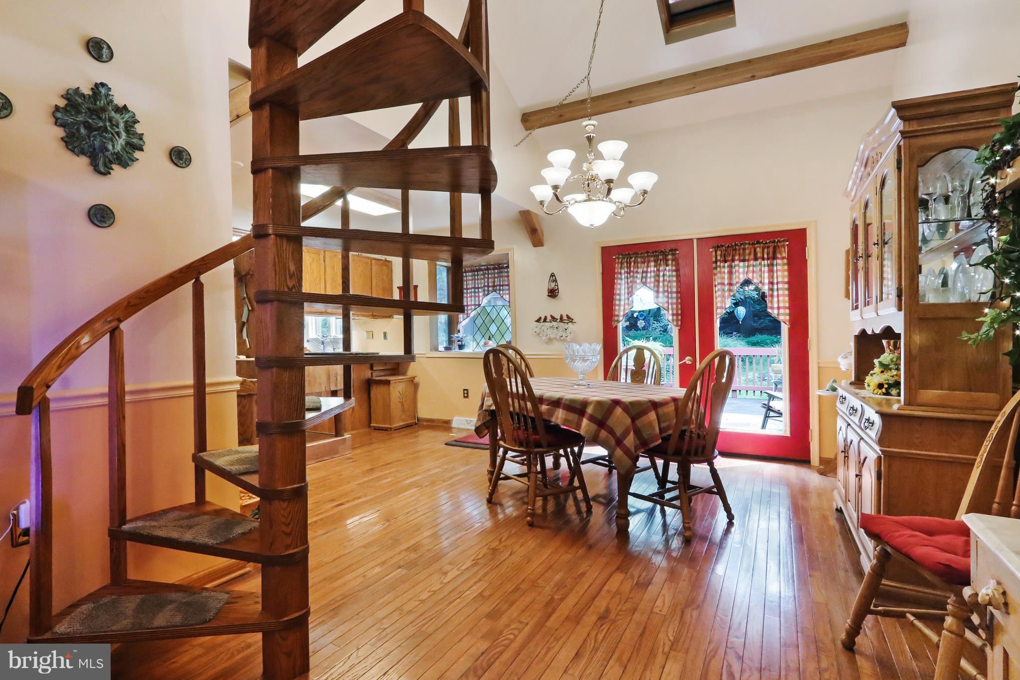 415 Springfield Road Shippensburg, PA 17257 - Photo 14 of 27 Dining Room