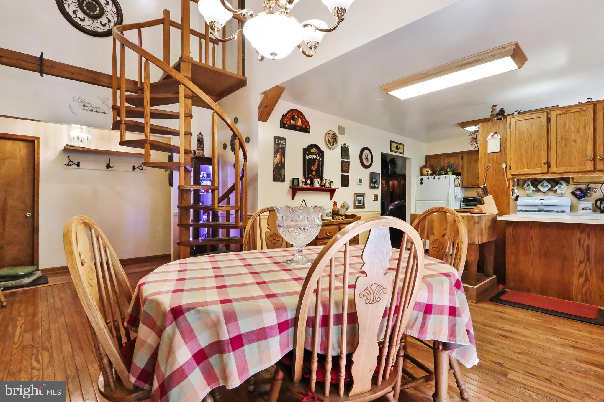 415 Springfield Road Shippensburg, PA 17257 - Photo 16 of 27 Dining Room