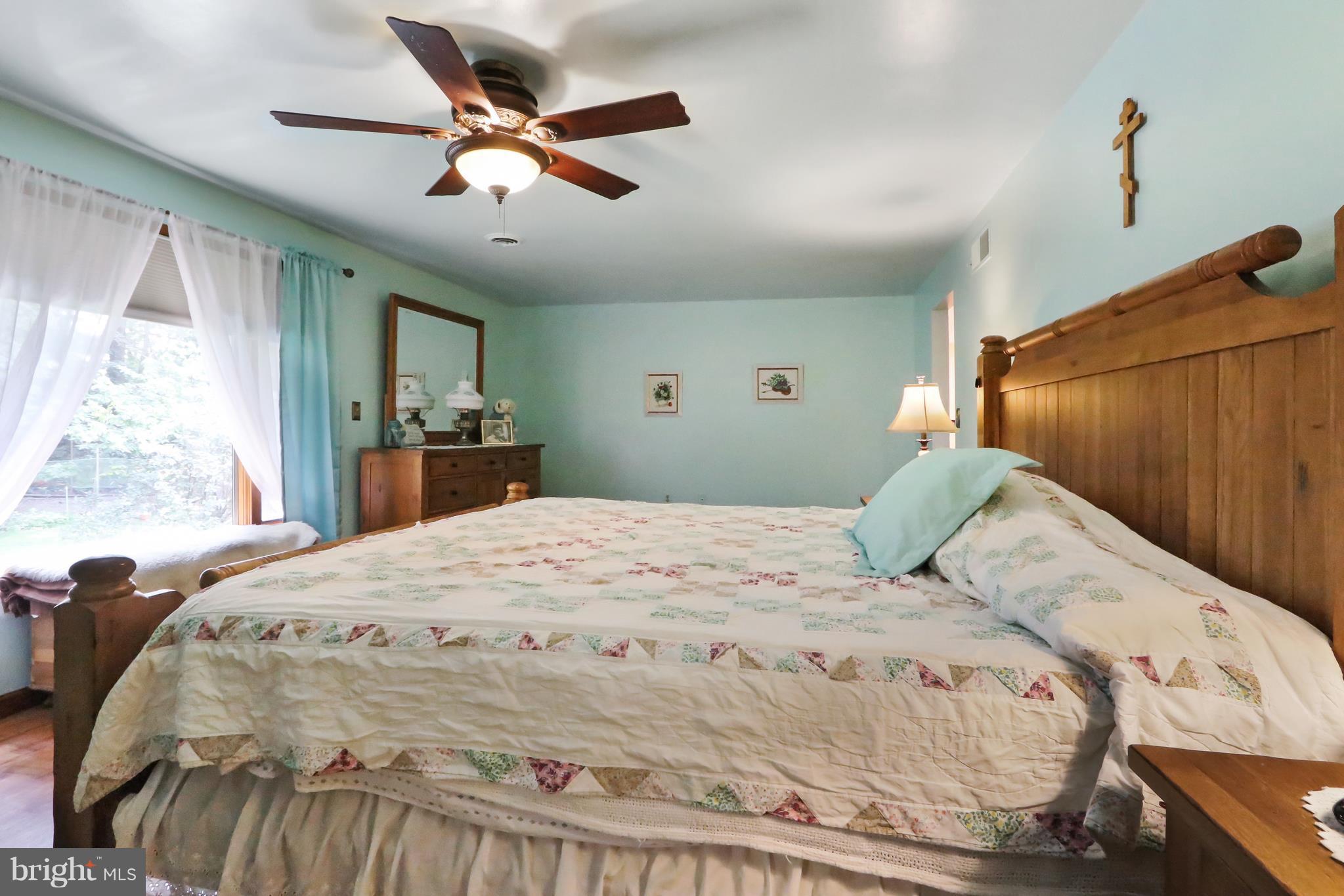 415 Springfield Road Shippensburg, PA 17257 - Photo 18 of 27 Bedroom (Master)