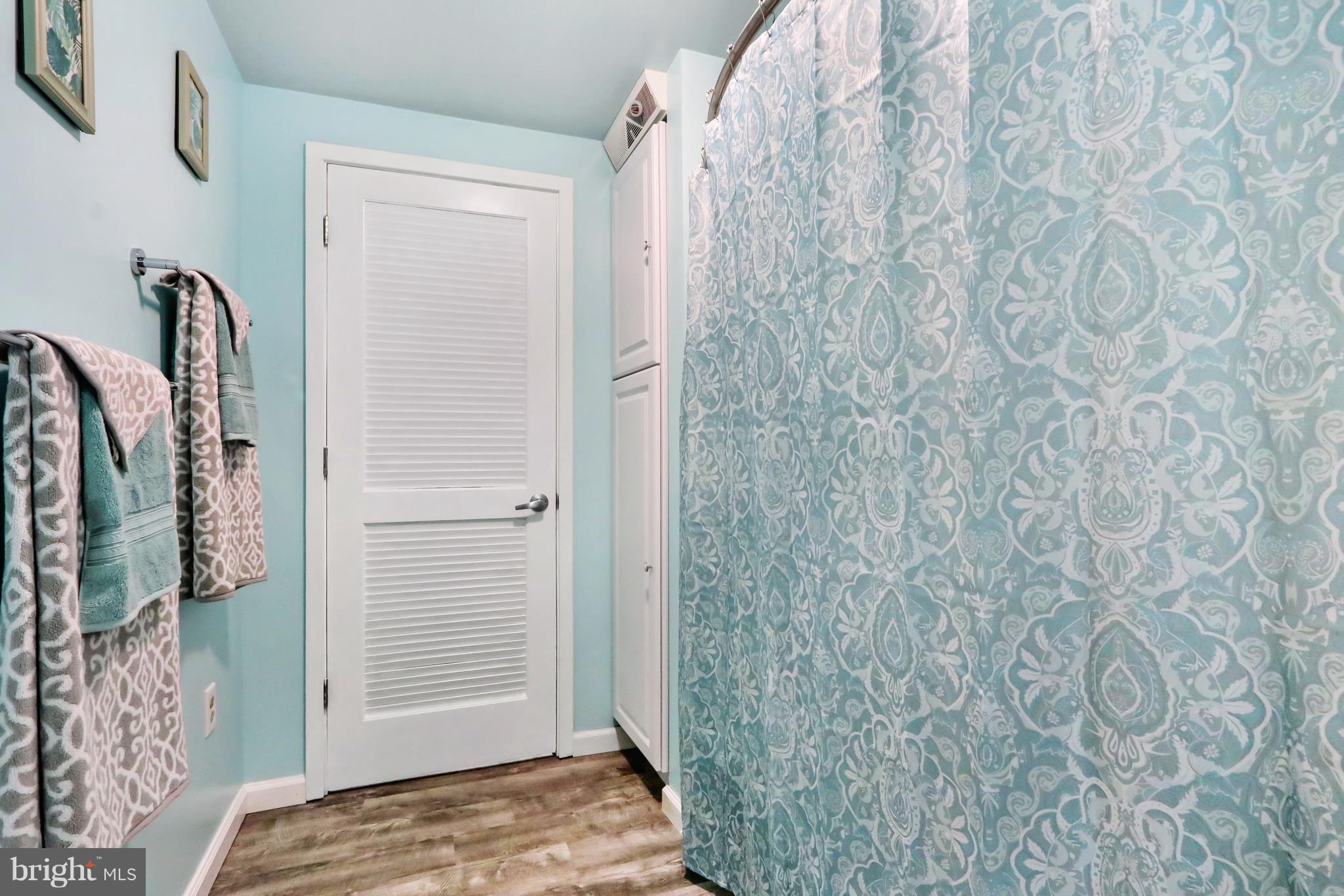 415 Springfield Road Shippensburg, PA 17257 - Photo 20 of 27 Bath (Master)