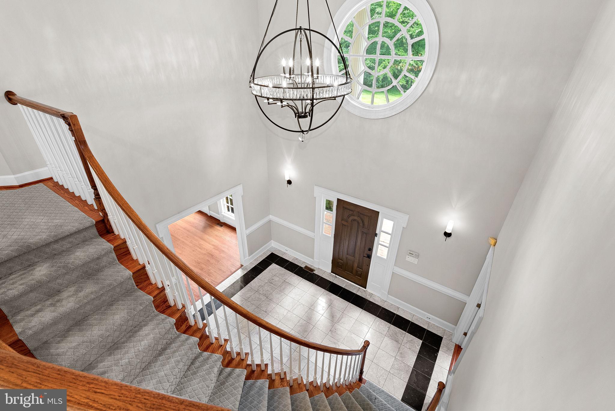 190 Falcon Ridge Road Great Falls, VA 22066 - Photo 30 of 122 View from Upper Level into the Foyer