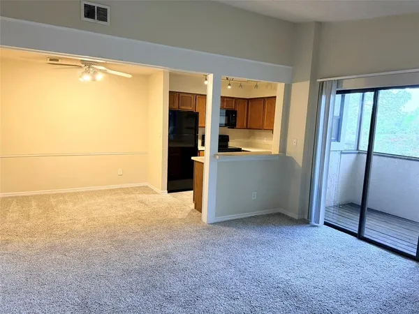 $1,650 | 2936 Antique Oaks Circle, Unit 70, Winter Park, FL 32792