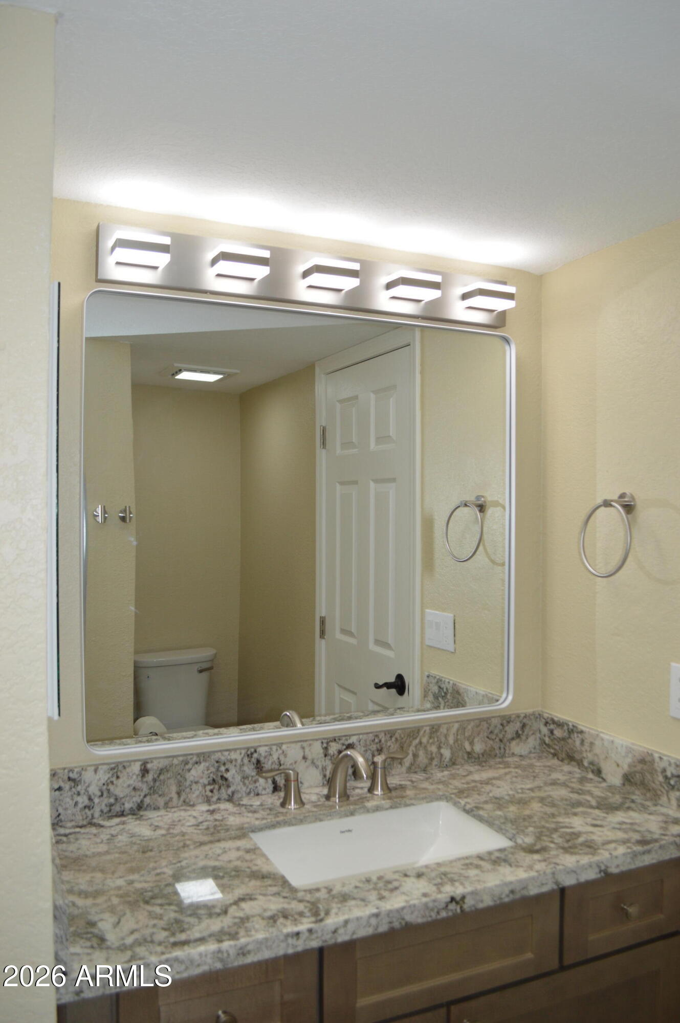 1340 North Recker Road, Unit 337 Mesa, AZ 85205 - Photo 7 of 11 sink