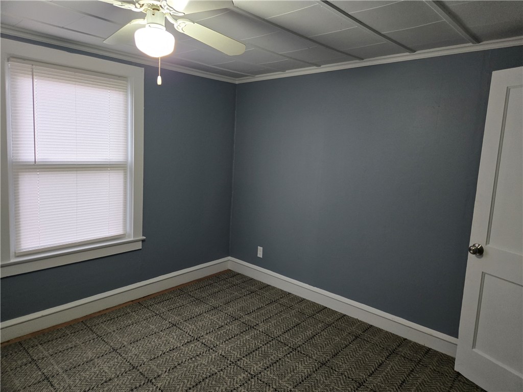 36 Crawford Street Woonsocket, RI 02895 - Photo 8 of 9