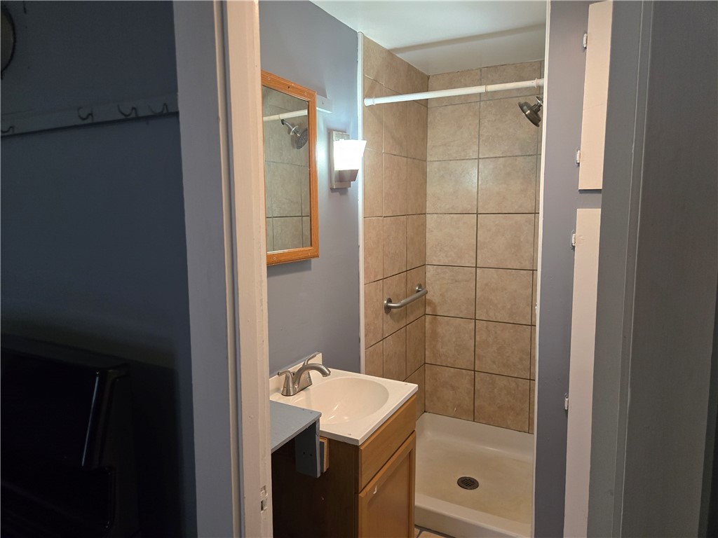 36 Crawford Street Woonsocket, RI 02895 - Photo 9 of 9