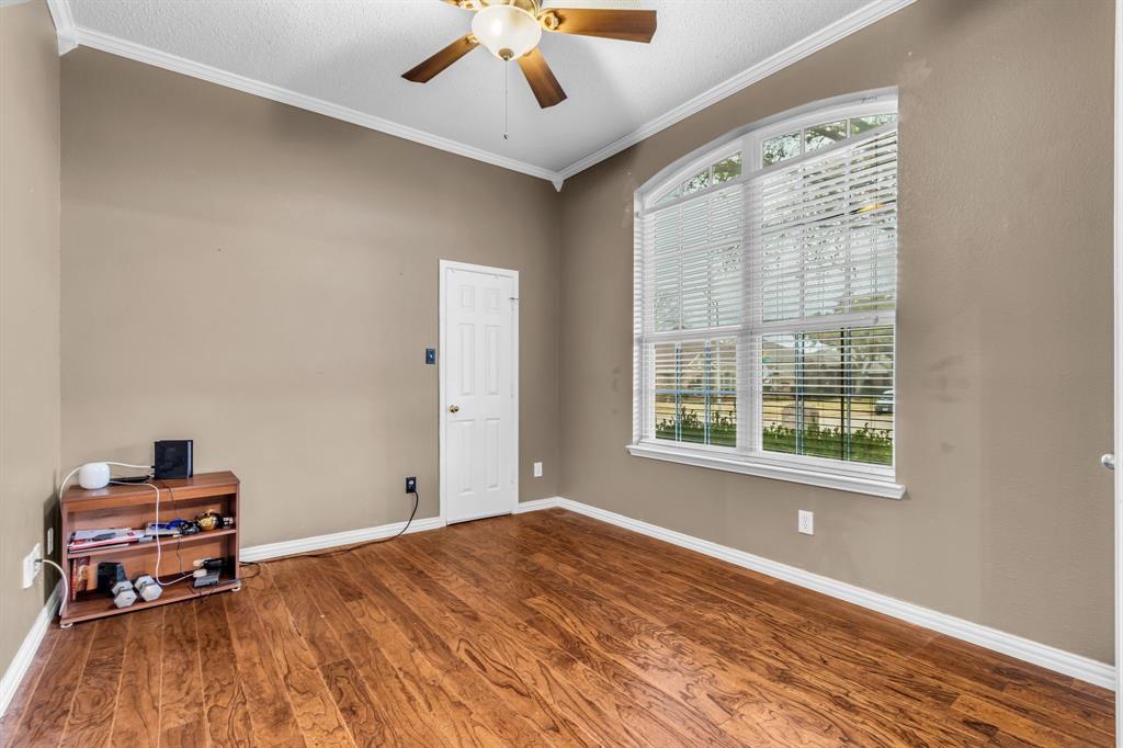 513 Cameron Lane Allen, TX 75002 - Photo 5 of 33 This office/den may be turned into a fourth bedroom - there is a walk-in closet straight ahead.