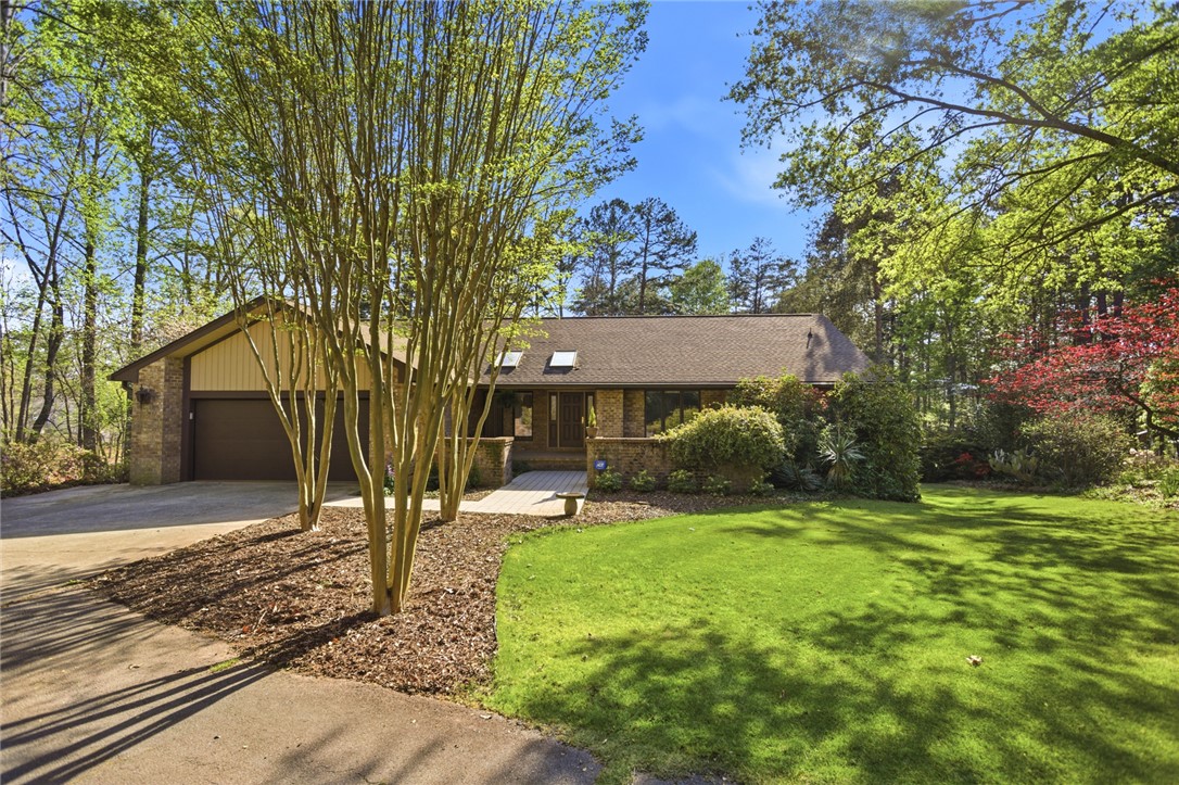 302 Petty Road Seneca, SC 29672 - Photo 5 of 49
