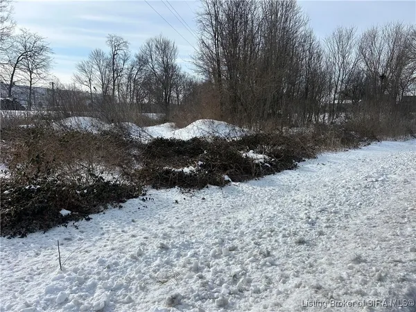 $85,000 | 6520 Charlestown Pike, Charlestown, IN 47111