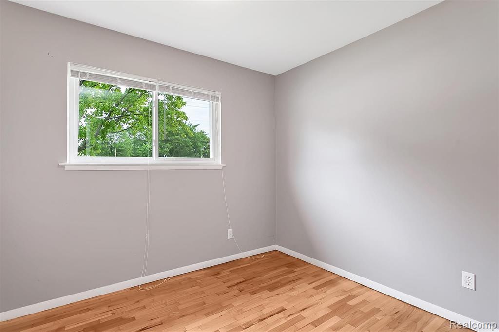 12062 Racine Road Warren, MI 48093 - Photo 26 of 46