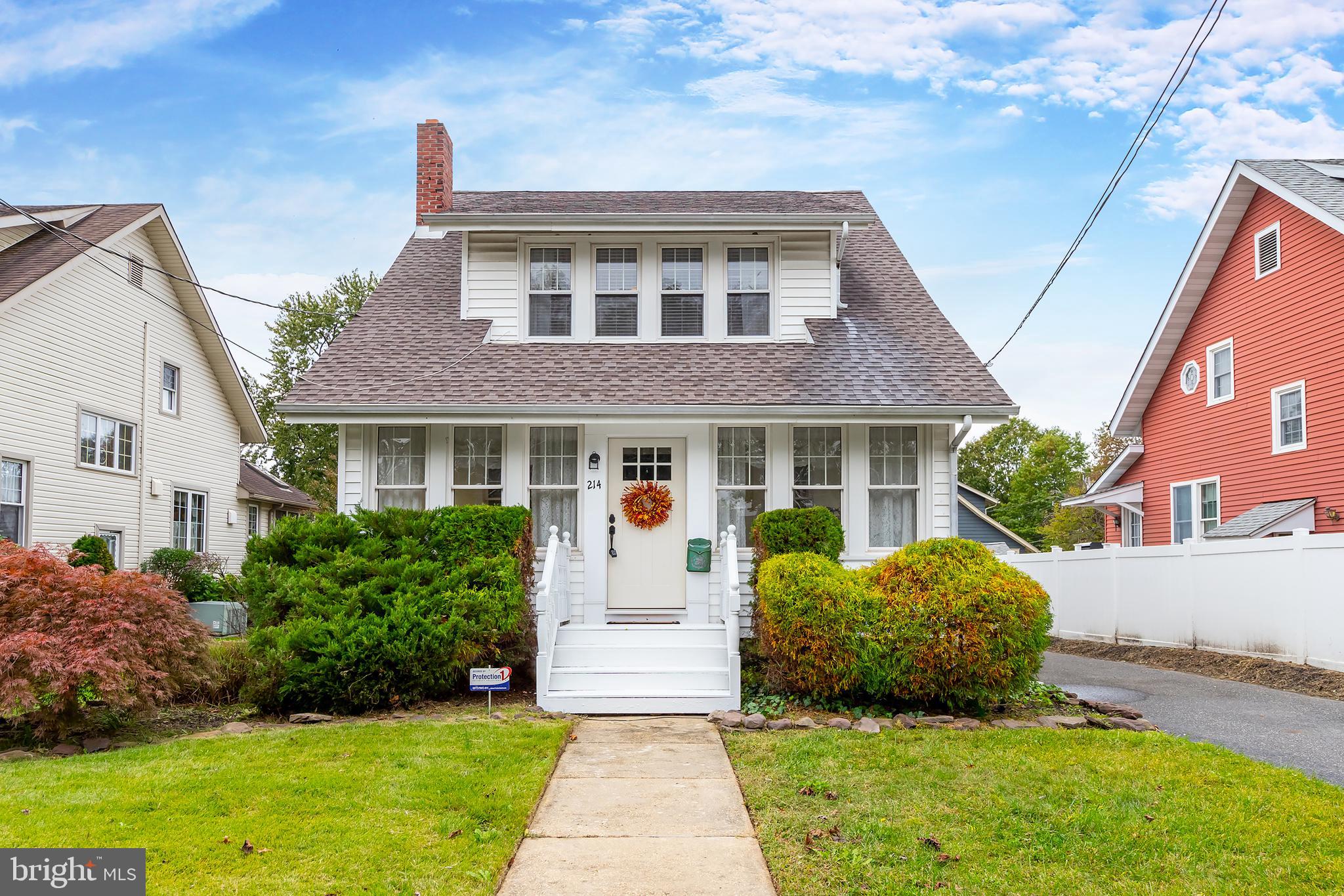 214 Warwick Road Magnolia, NJ 08049 - Photo 1 of 18