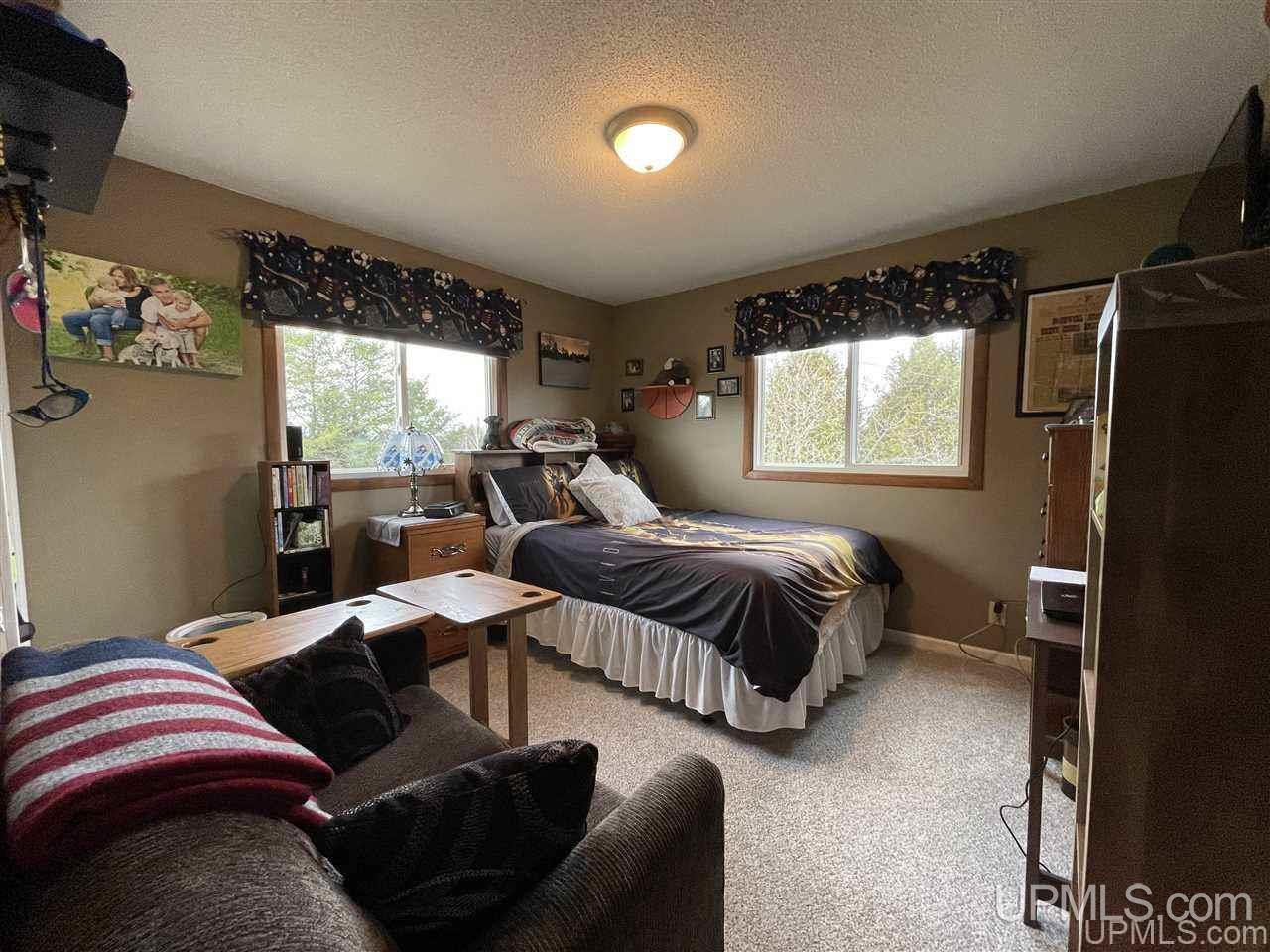 1109N Town Line Road Gulliver, MI 49840 - Photo 12 of 35