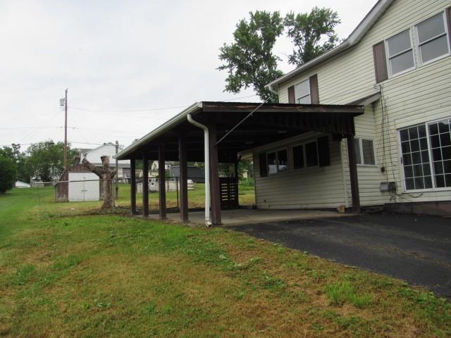 1013 West Front Street Vanderbilt, PA 15486 - Photo 3 of 21