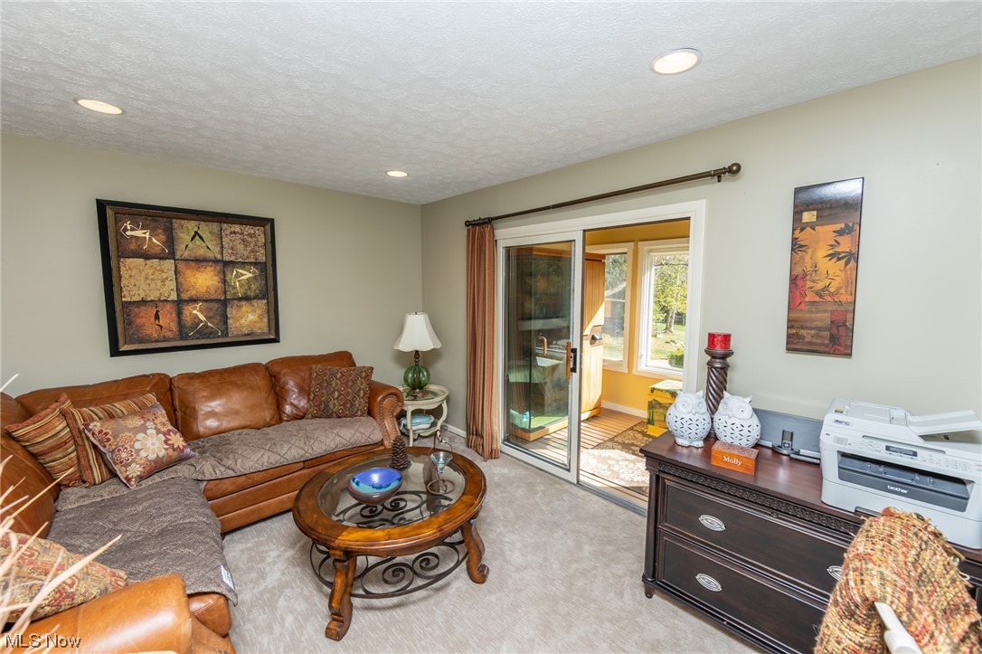 160 Hatch Road Wadsworth, OH 44281 - Photo 18 of 35 Gallery Image 18