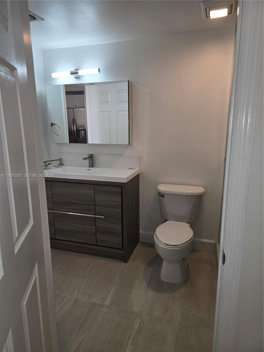 8430 Southwest 8th Street, Unit 308B Miami, FL 33144 - Photo 3 of 9